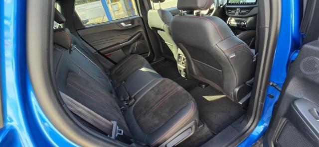 Ford Kuga image 2