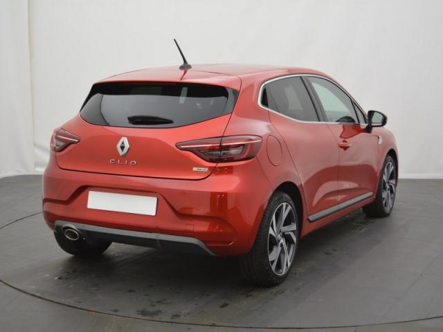 Clio image 2