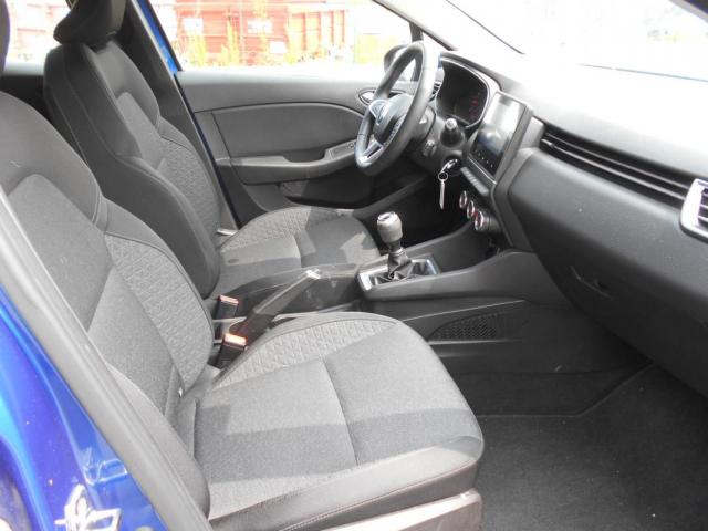 Renault Clio image 2