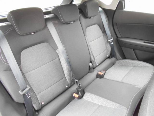 Renault Captur image 7