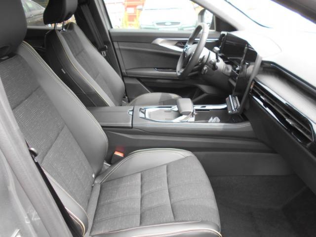Renault Austral image 9