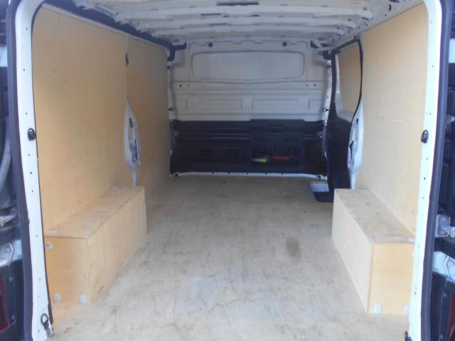 Renault Trafic image 1