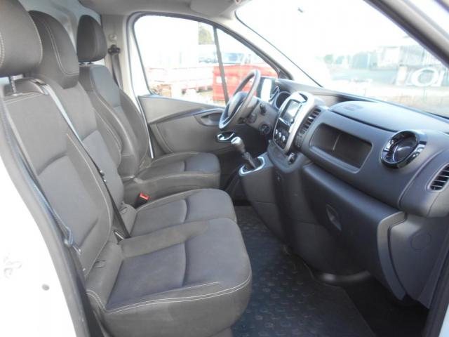 Renault Trafic image 7