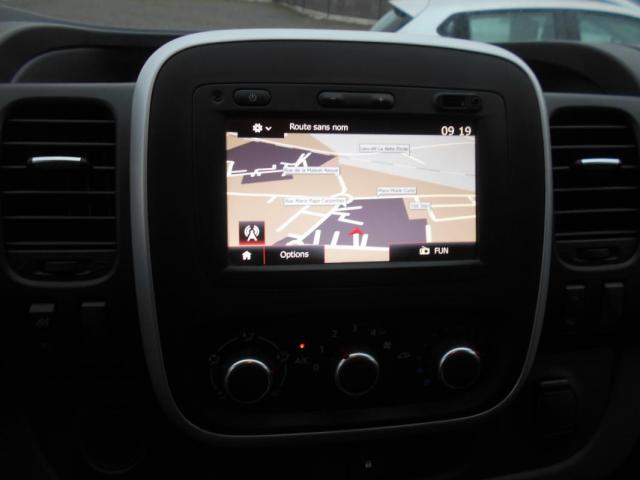 Renault Trafic image 3