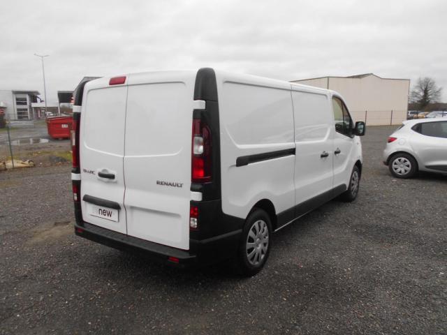 Renault Trafic image 7