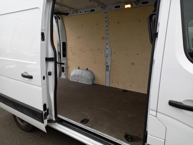 Renault Master image 6