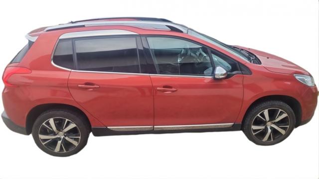 Peugeot 2008 image 3