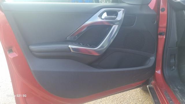 Peugeot 2008 image 1