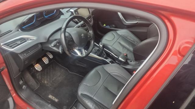 Peugeot 2008 image 4