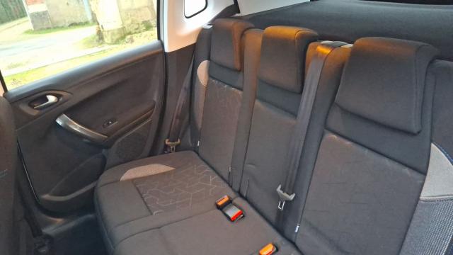 Peugeot 2008 image 1