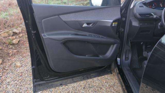 Peugeot 3008 image 4