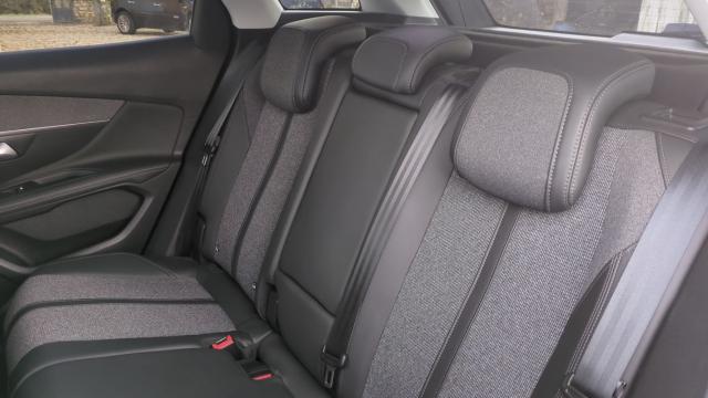 Peugeot 3008 image 9