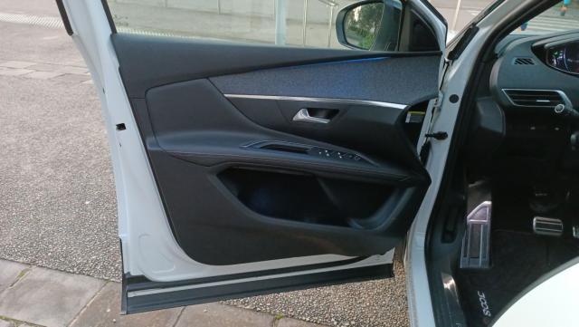 Peugeot 3008 image 5
