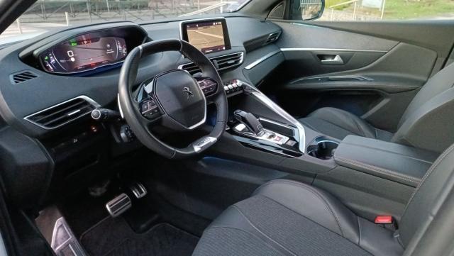 Peugeot 3008 image 3