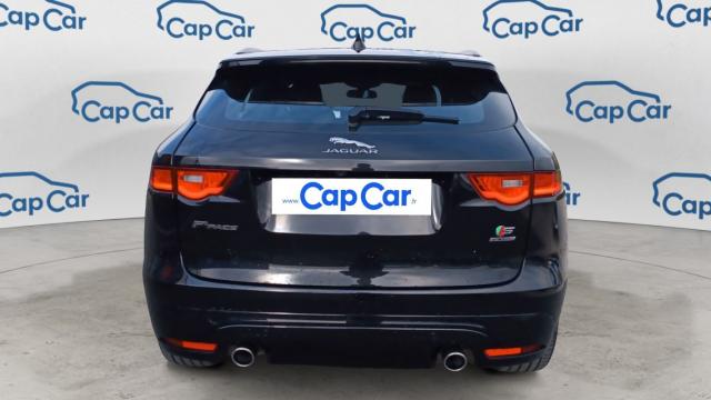 Jaguar F-Pace image 9