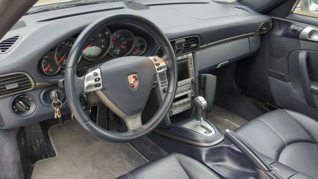 Porsche 911 image 8