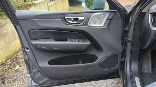 Volvo Xc60 image 6