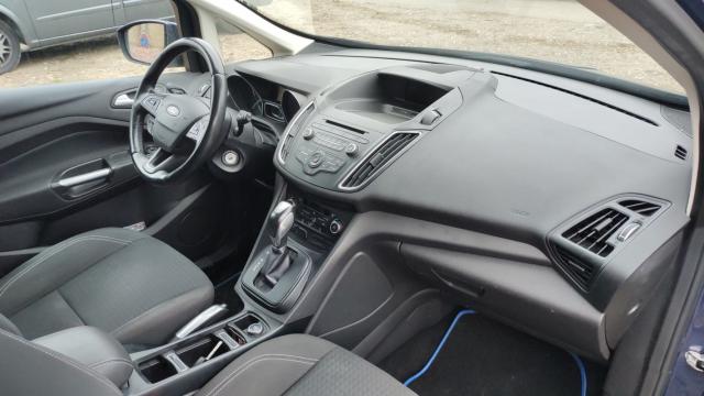 Ford C-Max image 6