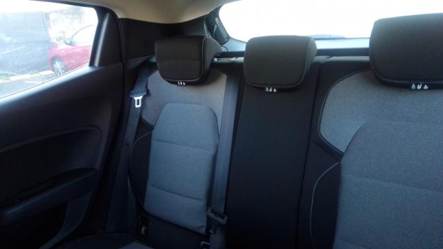 Renault Clio image 9