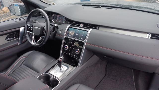 Land Rover Discovery Sport image 2