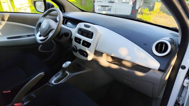 Renault Zoe image 2