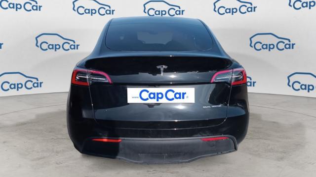 Tesla Model Y image 8