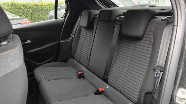 Peugeot 208 image 5
