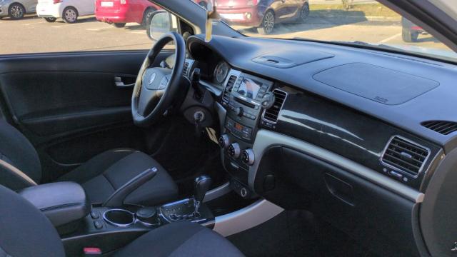 Ssangyong Korando image 2