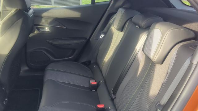 Peugeot 2008 image 4