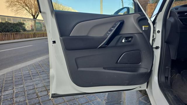 Citroen C4 Spacetourer image 4