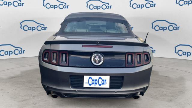 Ford Mustang image 9