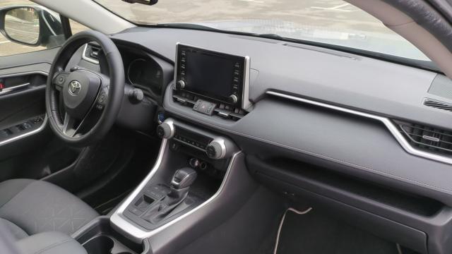 Toyota Rav4 image 3