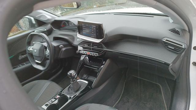 Peugeot 208 image 2