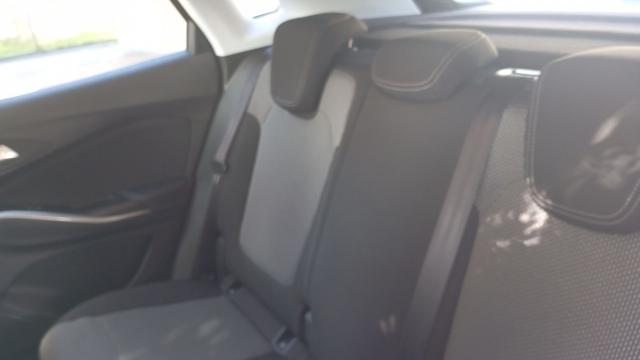 Opel Grandland X image 2