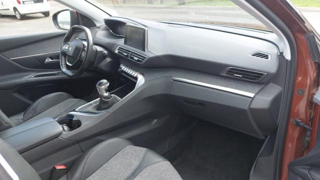 Peugeot 3008 image 5