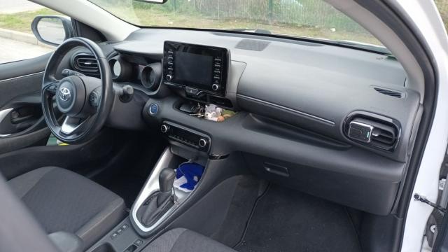 Toyota Yaris image 2