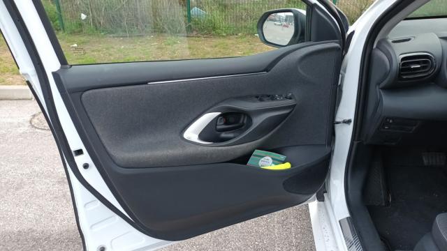 Toyota Yaris image 9