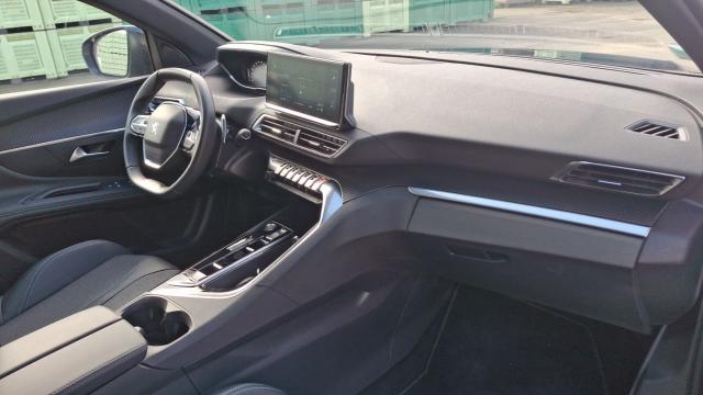 Peugeot 3008 image 4