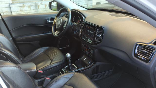 Jeep Compass image 8