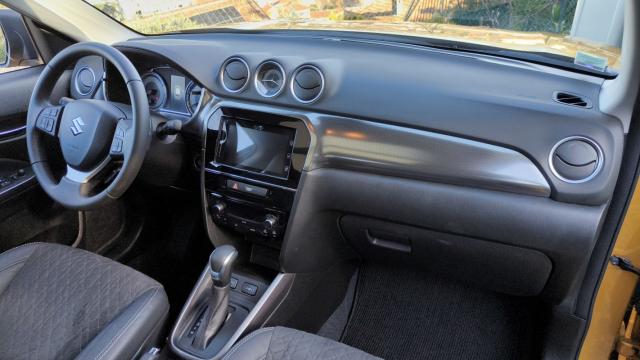 Suzuki Vitara image 5