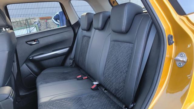 Suzuki Vitara image 3