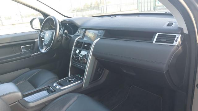 Land Rover Discovery Sport image 6
