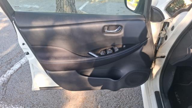 Nissan Leaf image 3
