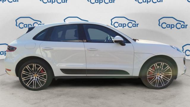 Porsche Macan image 9