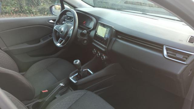 Renault Clio image 2