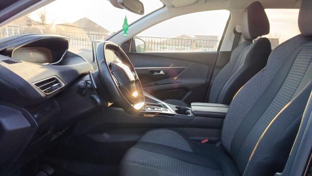 Peugeot 3008 image 3