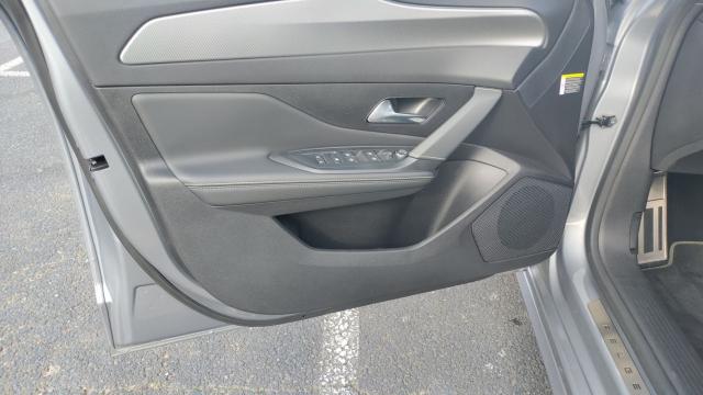 Peugeot 308 image 3