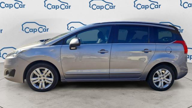 Peugeot 5008 image 2