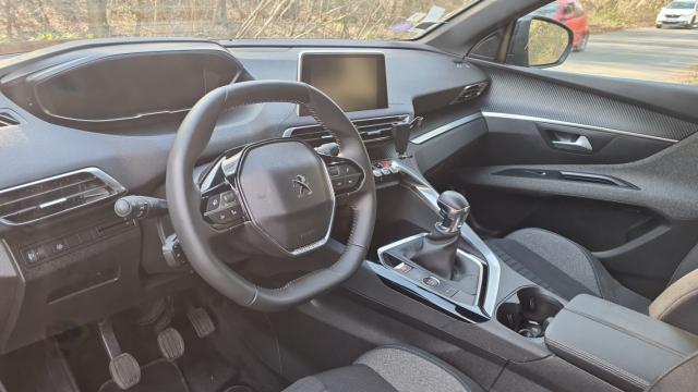 Peugeot 5008 image 7