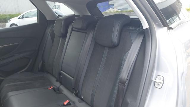 Peugeot 3008 image 7